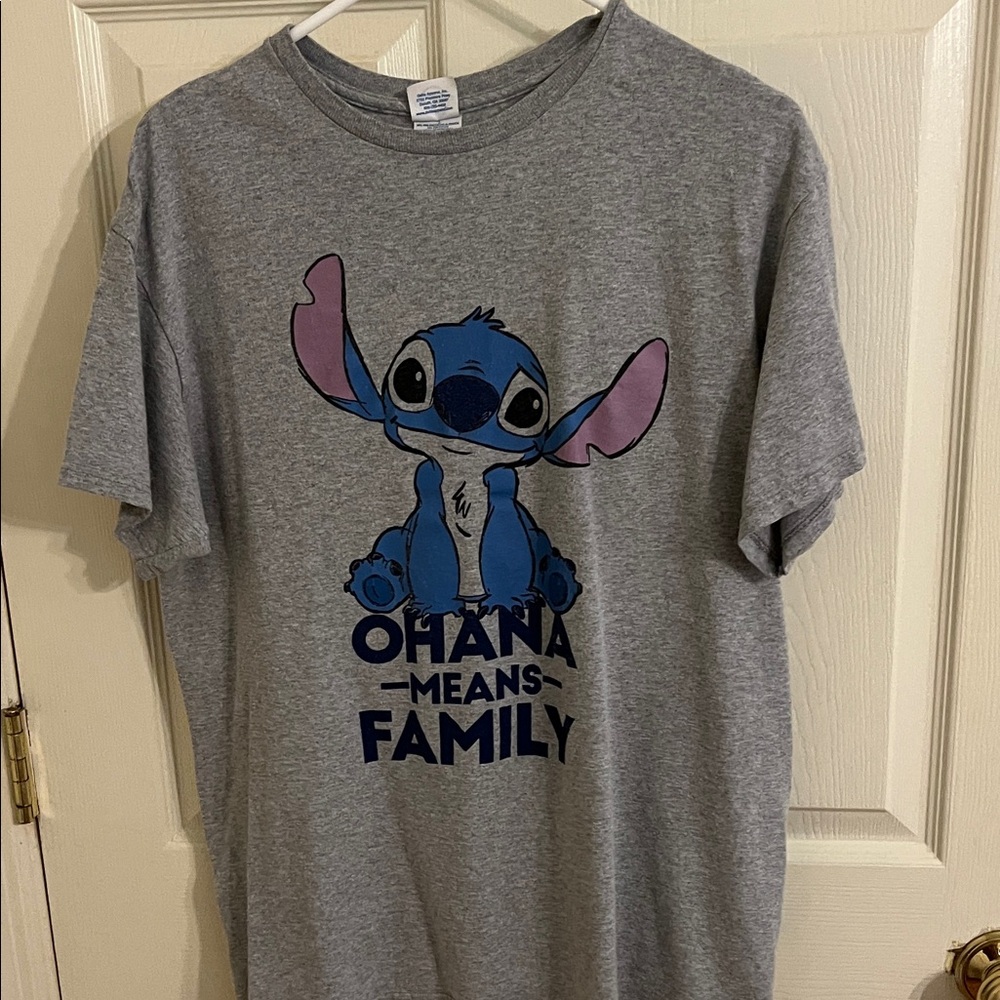 Stitch Character Delta Gray Tee